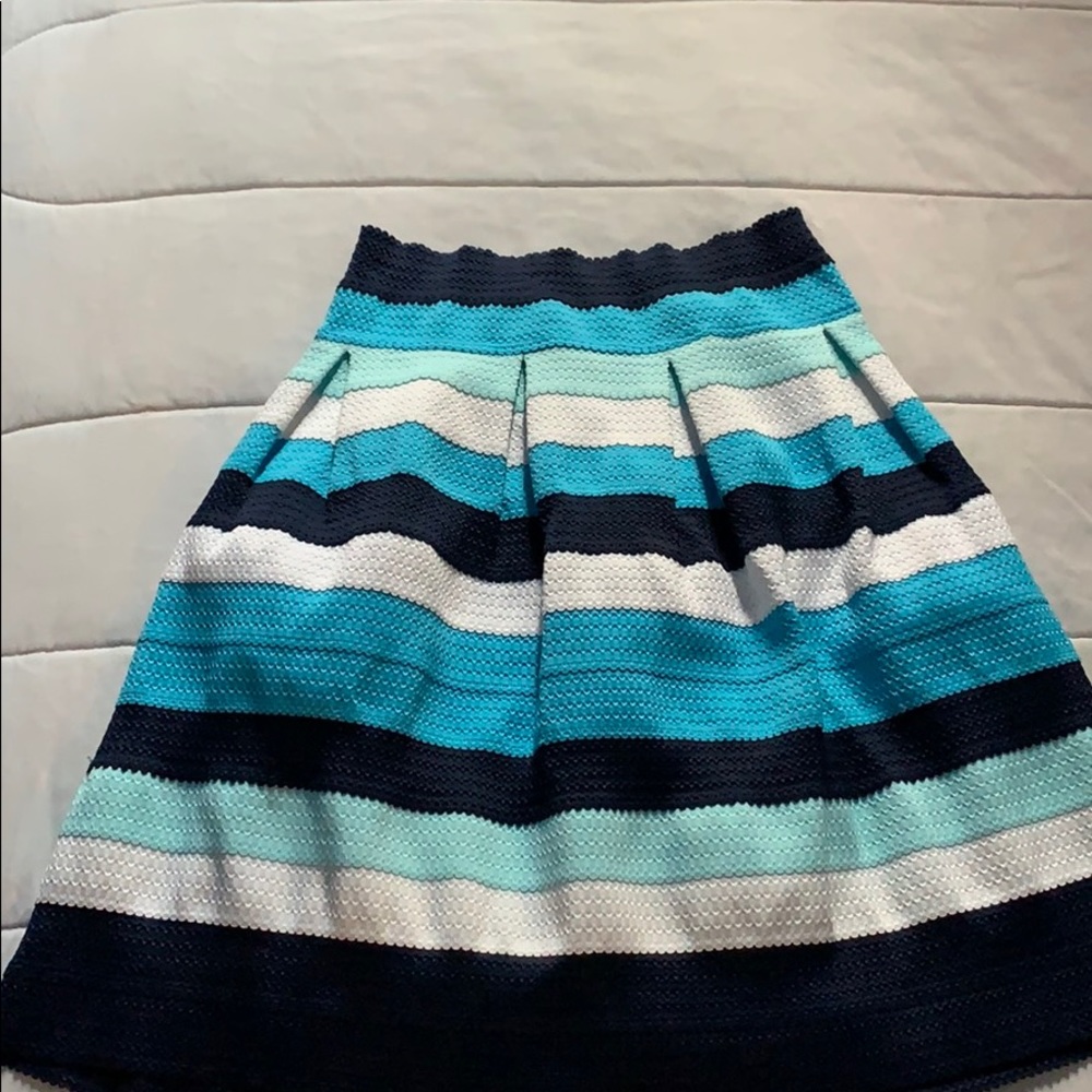 Skirt with white and various shades of blue